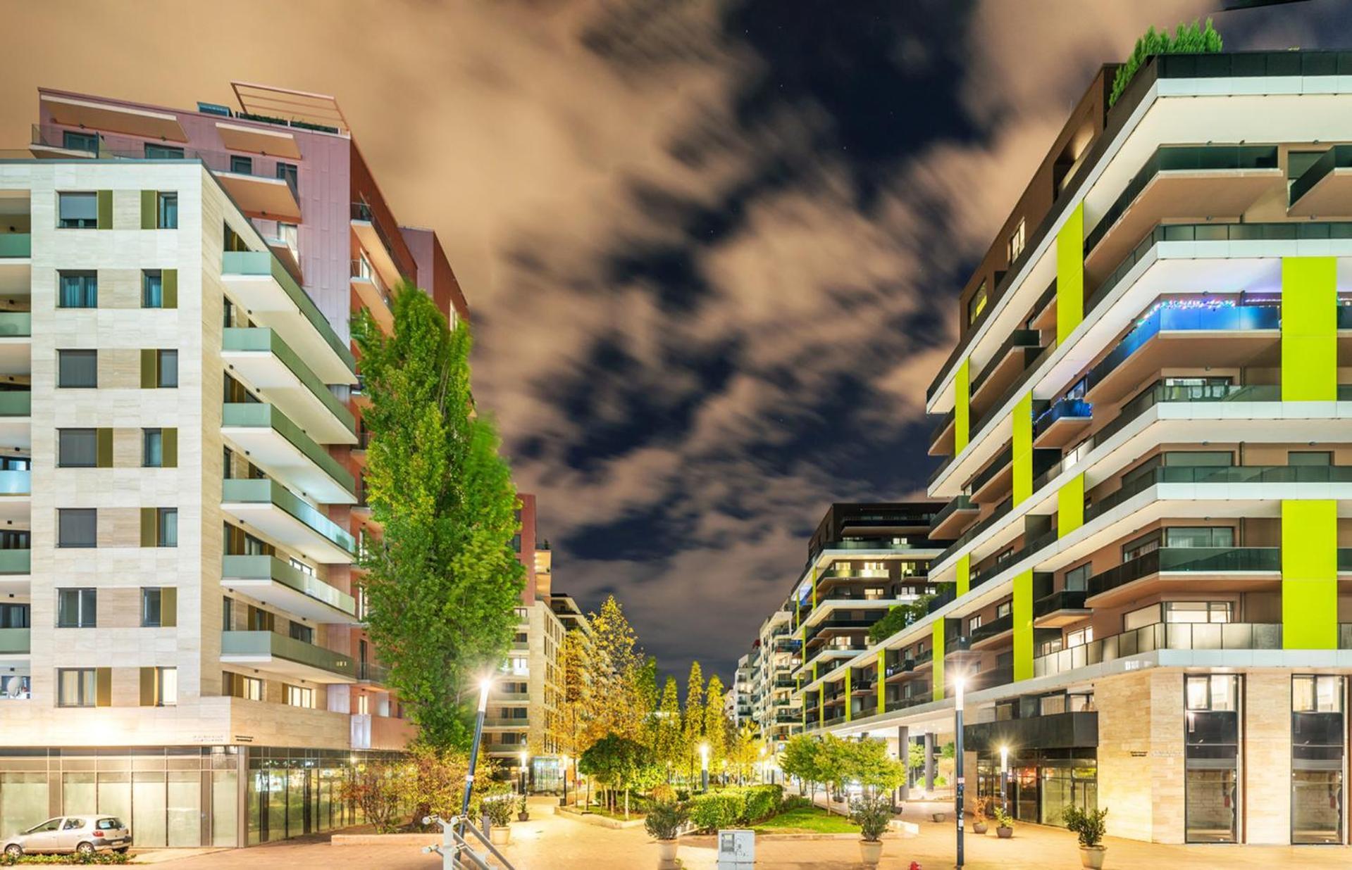 Mega Sale - Book Now - Corvin Royal Apartments Budapest Luaran gambar